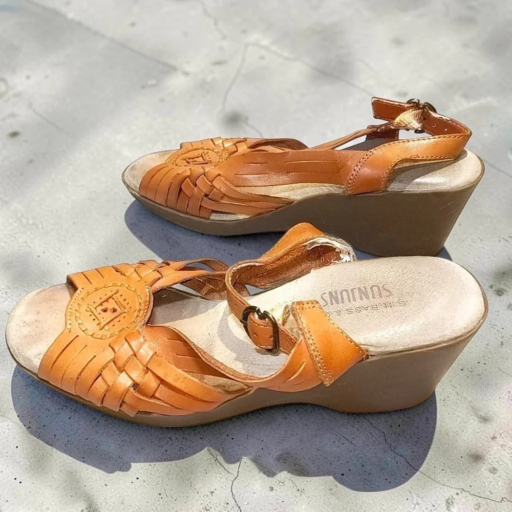 VTG GH Bass Sunjun 8.5 Wedge Sandals  Woven Leather Ankle Strap Womens 90s Boho
